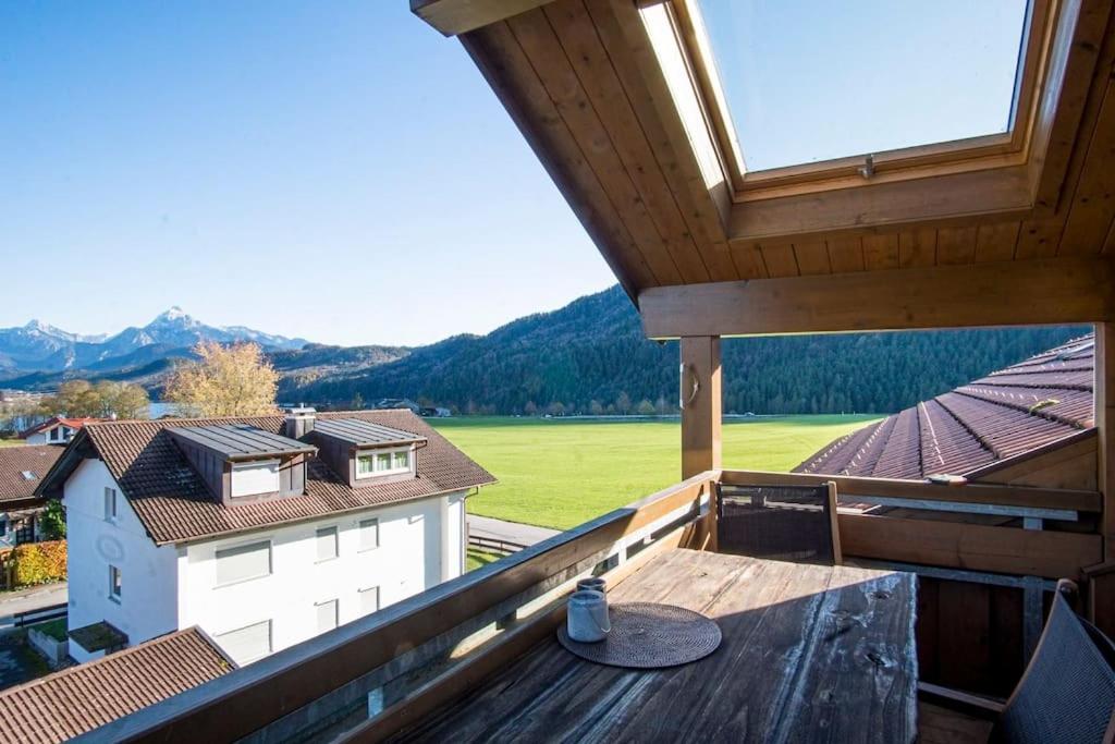 Luxury Living Near Weissensee +Balcony +Netflix 福森 外观 照片