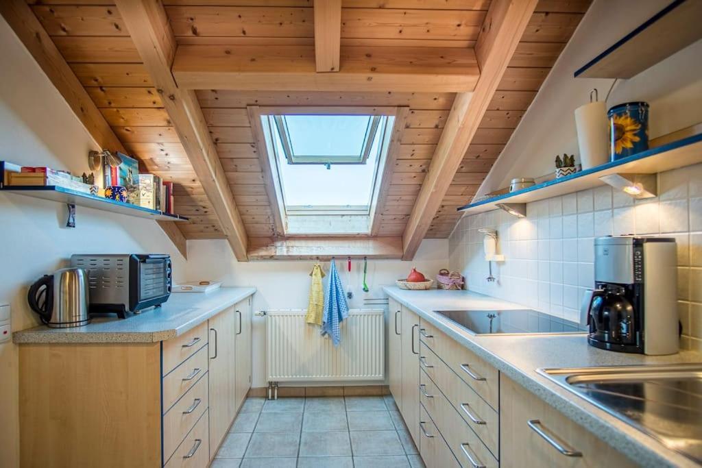 Luxury Living Near Weissensee +Balcony +Netflix 福森 外观 照片
