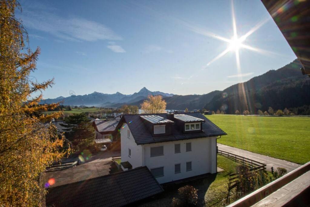 Luxury Living Near Weissensee +Balcony +Netflix 福森 外观 照片
