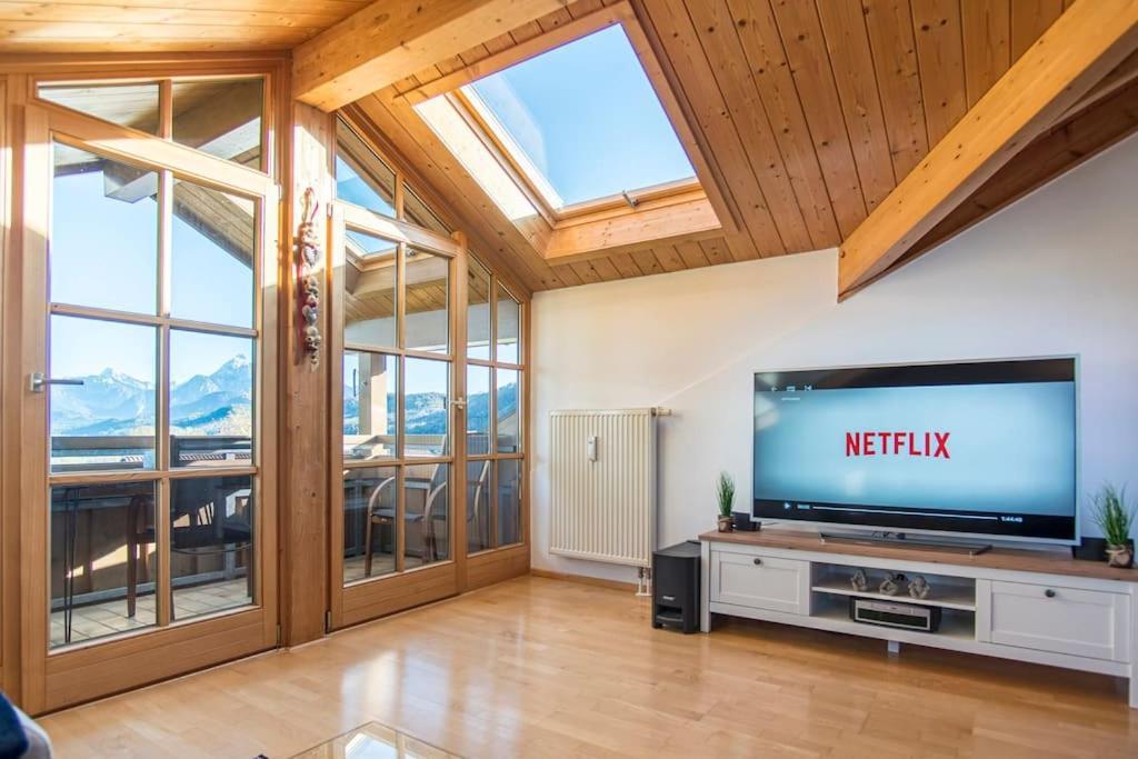 Luxury Living Near Weissensee +Balcony +Netflix 福森 外观 照片