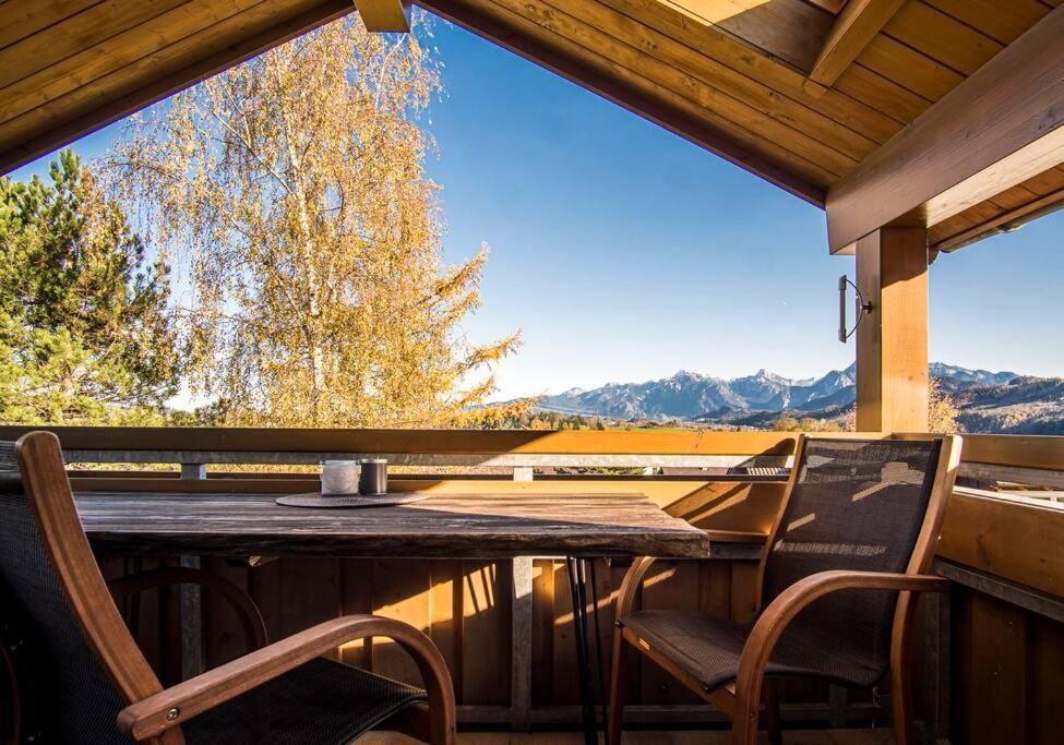 Luxury Living Near Weissensee +Balcony +Netflix 福森 外观 照片
