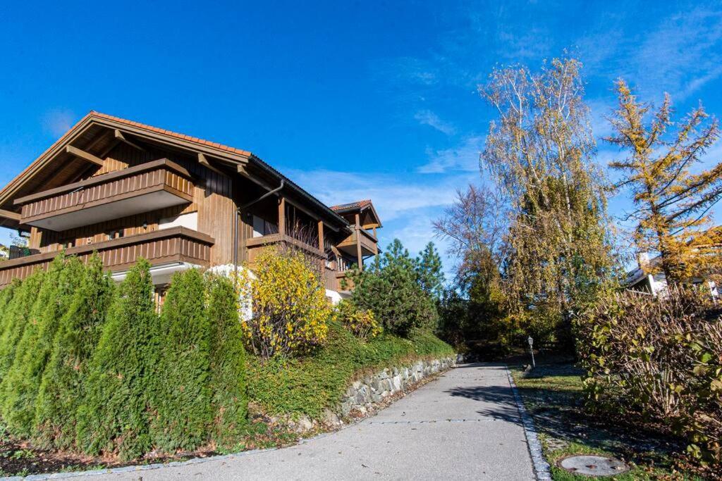 Luxury Living Near Weissensee +Balcony +Netflix 福森 外观 照片